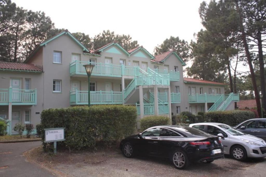 Appart' Dans Les Pins, Ocean, Lac, Piscine Lacanau Exterior photo